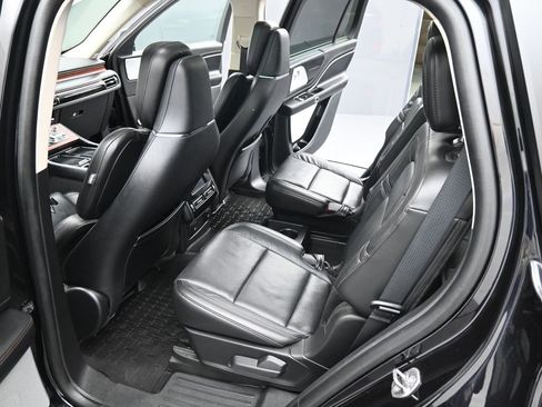 Used 2023 Lincoln Aviator Reserve w/ Equipment Group 201A image 29