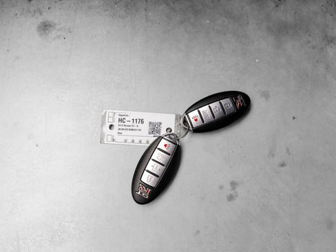 Used 2013 Nissan GT-R Black Edition AWD/4WD image 64