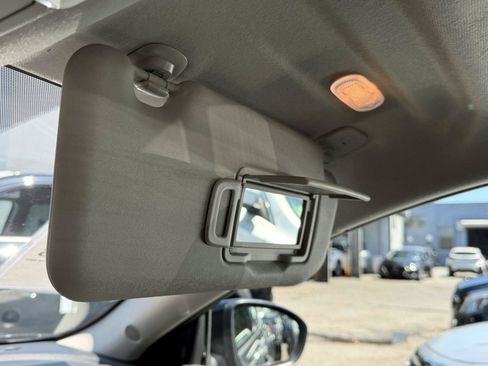 Used 2023 Nissan Sentra SR w/ SR Premium Package FWD image 31