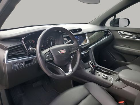 Used 2022 Cadillac XT6 Premium Luxury image 34