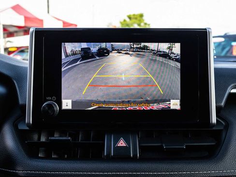 Used 2025 Toyota RAV4 LE image 29