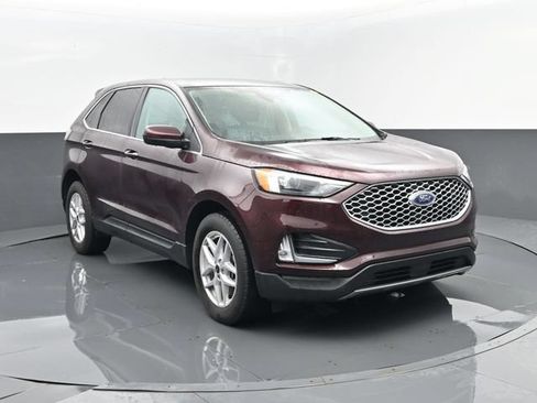 Used 2023 Ford Edge SEL w/ Convenience Package AWD/4WD image 3