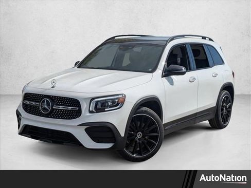 Used 2020 Mercedes-Benz GLB 250 image 1