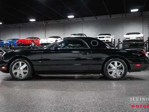Used 2003 Ford Thunderbird RWD image 2