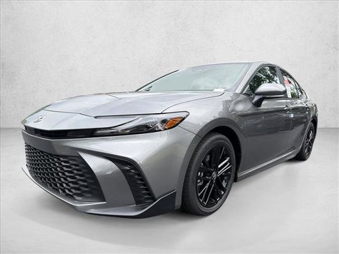 Used 2026 Toyota Camry SE w/ Convenience Package FWD image 7