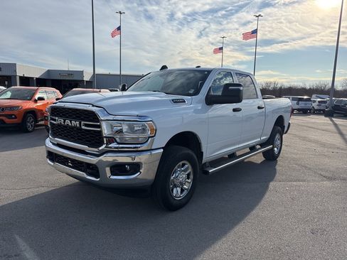 Used 2023 RAM 2500 Tradesman w/ Safety Group image 8