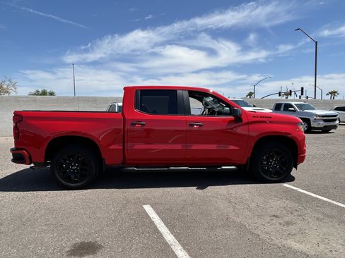 Used 2024 Chevrolet Silverado 1500 Custom w/ Turbomax Blackout Package RWD image 6