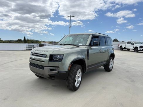Used 2022 Land Rover Defender 110 X-Dynamic SE AWD/4WD image 1
