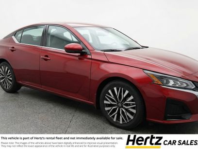 Used 2025 Nissan Altima 2.5 SV