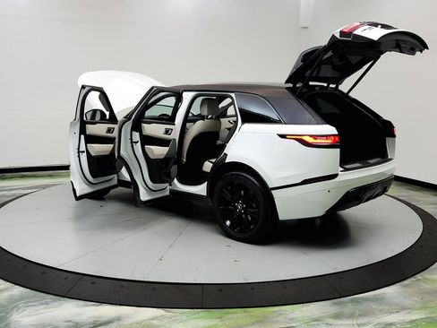 Used 2020 Land Rover Range Rover Velar R-Dynamic S AWD/4WD image 12