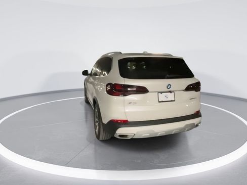 New 2026 BMW X5 xDrive50e w/ Premium Package image 6