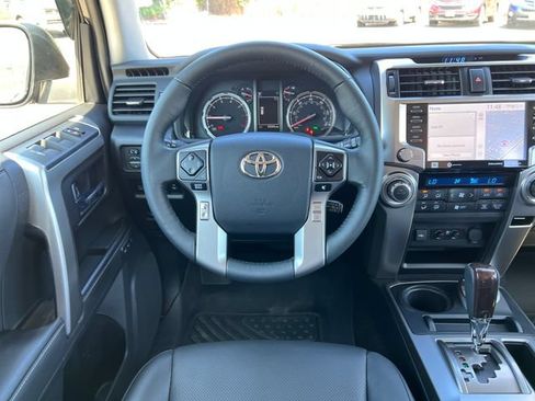 Used 2023 Toyota 4Runner Limited AWD/4WD image 18