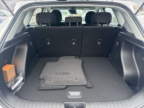 New 2026 Hyundai Kona SE image 15