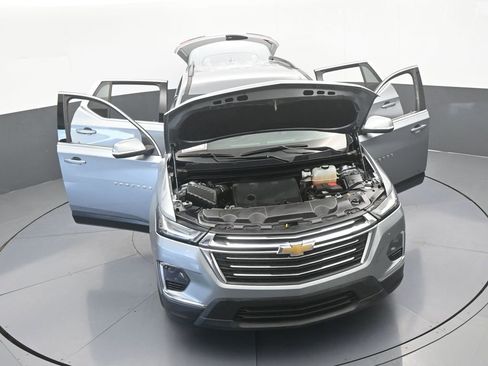 Used 2023 Chevrolet Traverse LT FWD image 70