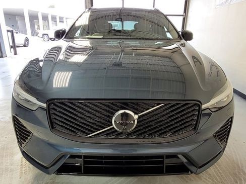 New 2026 Volvo XC60 B5 Plus w/ Protection Package Premier image 4