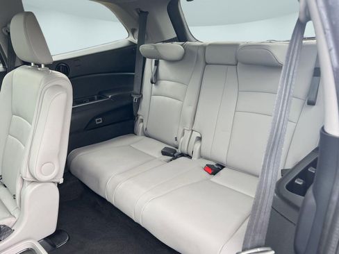 Used 2020 Honda Pilot Touring image 28