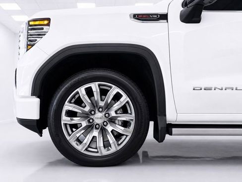 Used 2024 GMC Sierra 1500 Denali w/ Denali Reserve Package AWD/4WD image 8