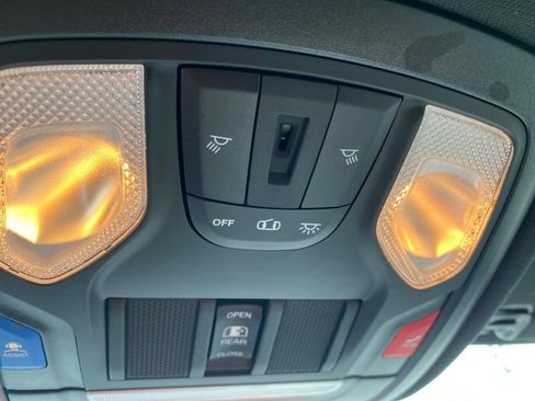 Used 2022 RAM 1500 Big Horn AWD/4WD image 14