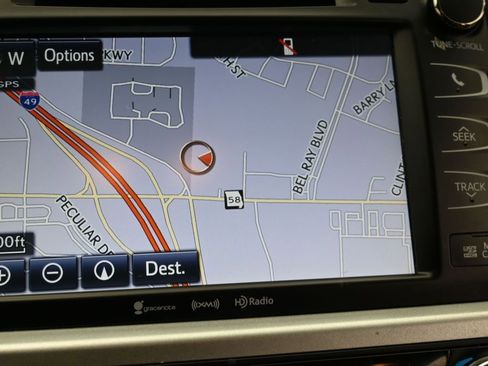 Used 2018 Toyota Highlander Limited Platinum image 21