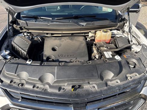 Used 2018 Chevrolet Traverse Premier w/ Redline Edition FWD image 22