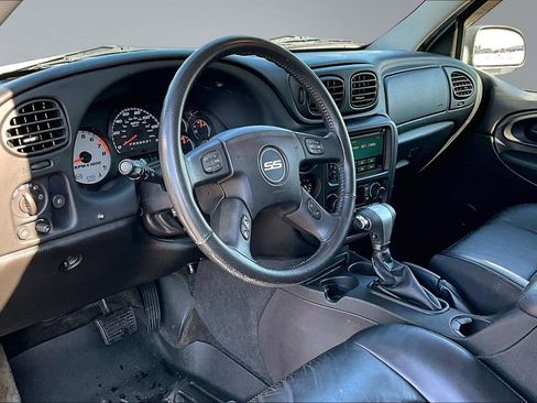 Used 2008 Chevrolet TrailBlazer SS w/ Sun And 6-Disc Cd Package image 13