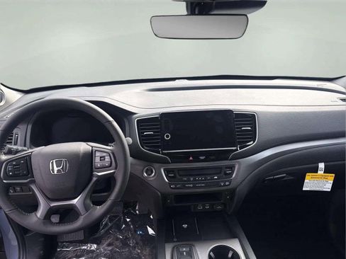 New 2026 Honda Ridgeline RTL image 17