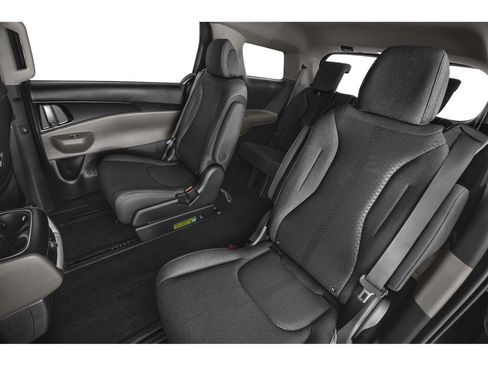 New 2026 Kia Carnival LX FWD image 12
