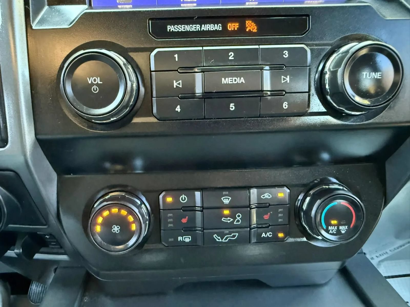 Used 2020 Ford F150 XLT w/ Equipment Group 302A Luxury AWD/4WD image 34