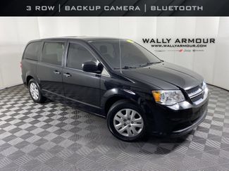 Used 2019 Dodge Grand Caravan SE w/ UConnect Hands-Free Group FWD video 1