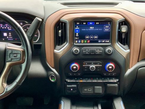 Used 2022 Chevrolet Silverado 1500 High Country w/ Technology Package image 48