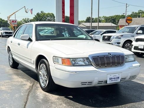 Used 2001 Mercury Grand Marquis GS RWD image 12