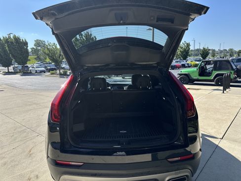 Used 2020 Cadillac XT4 Premium Luxury AWD/4WD image 18