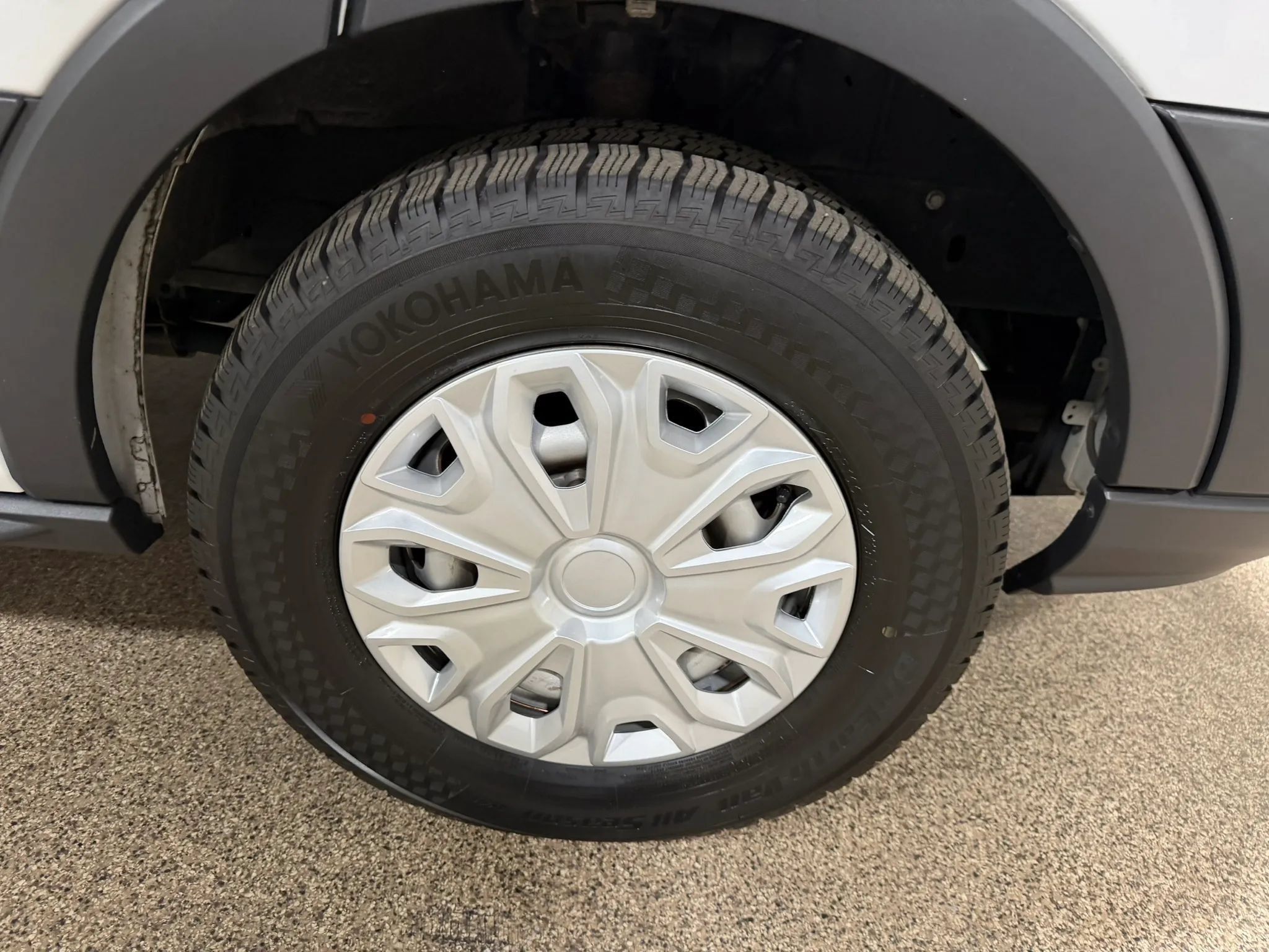 Used 2018 Ford Transit 150 XL RWD image 58