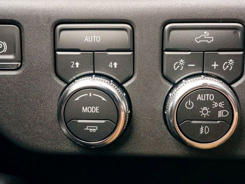 New 2026 GMC Sierra 1500 Elevation image 25