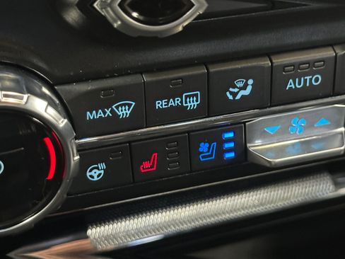 Used 2022 Ford F150 Raptor w/ Equipment Group 801A High AWD/4WD image 26