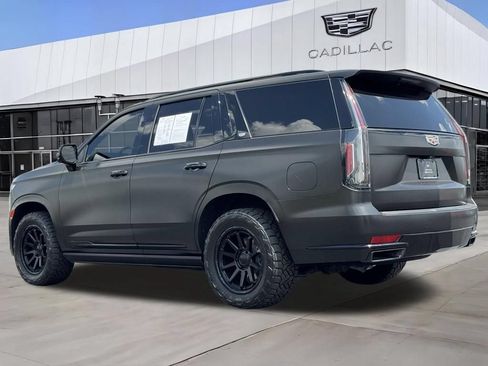 Certified 2022 Cadillac Escalade Sport w/ Touring Package AWD/4WD image 5