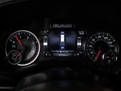 Used 2020 RAM 2500 Laramie w/ Night Edition AWD/4WD image 18