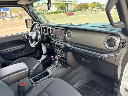 Used 2022 Jeep Wrangler Unlimited Rubicon 4xe w/ Steel Bumper Group image 26