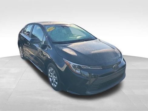 Used 2024 Toyota Corolla LE image 8