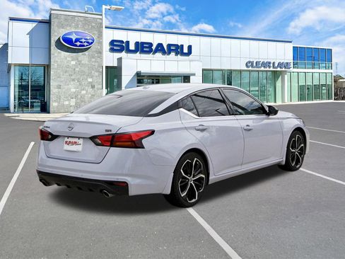 Used 2024 Nissan Altima 2.5 SR image 6