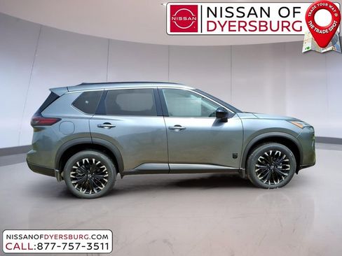 New 2026 Nissan Rogue SV FWD image 2
