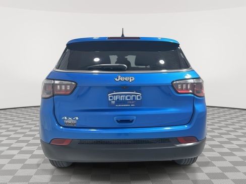 Used 2023 Jeep Compass Sport image 8