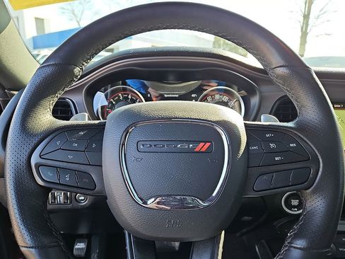 Used 2023 Dodge Challenger R/T image 18