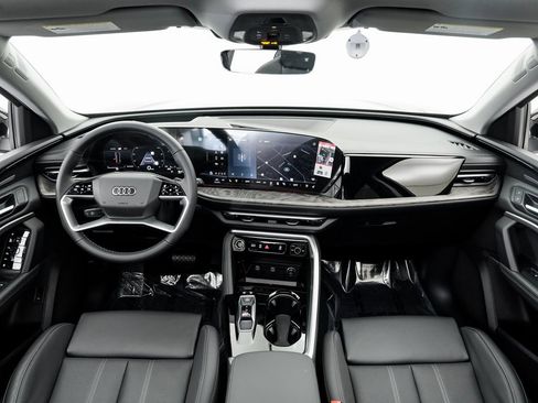 New 2025 Audi Q5 Premium Plus image 21