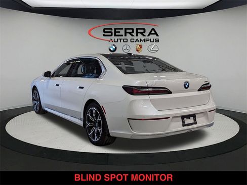 New 2025 BMW i7 eDrive50 w/ Premium Package image 5