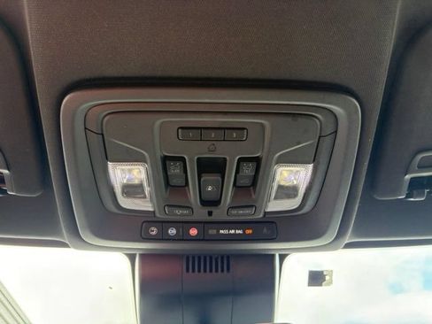 Used 2024 Chevrolet Silverado 2500 High Country w/ Technology Package AWD/4WD image 25