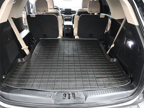 Used 2020 Ford Explorer Limited image 12