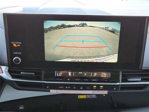 New 2026 Toyota Sienna XLE image 14