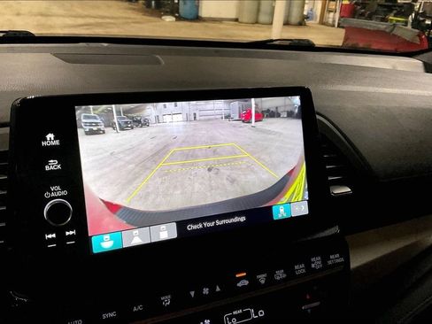 Used 2025 Honda Odyssey Sport-L image 20