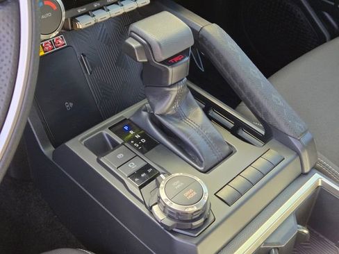 Certified 2025 Toyota Tacoma TRD Sport w/ TRD Sport Upgrade Package image 25